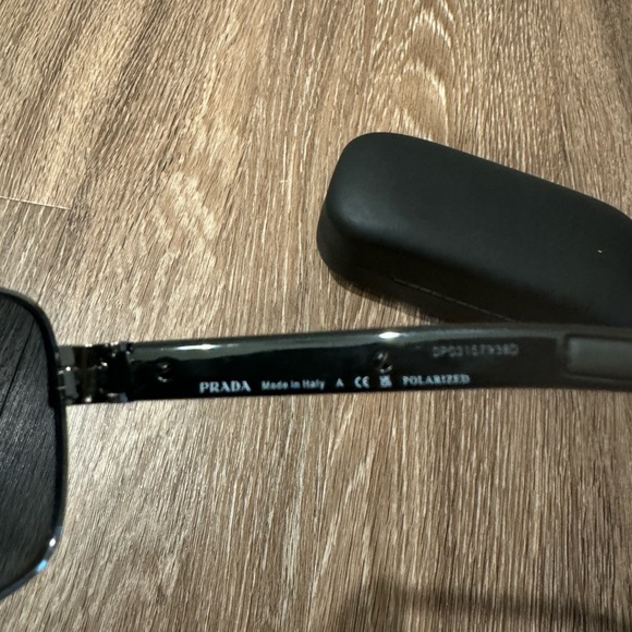 Prada Linea Rossa sunglasses - Picture 7 of 11